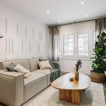 דירה Canneti - 3 Bedrooms In Sagrada Familia *