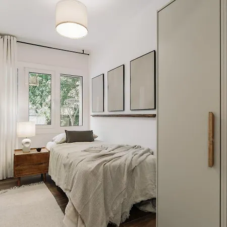 Canneti - 3 Bedrooms In Sagrada Familia דירה *